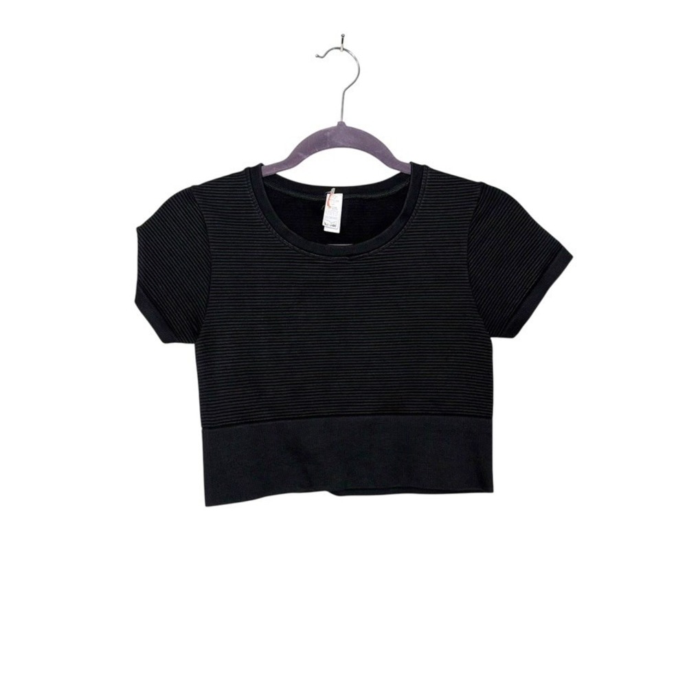 Offline by Aerie Black Cropped Top Ribbed Knit Short Sleeve Activewear Women S